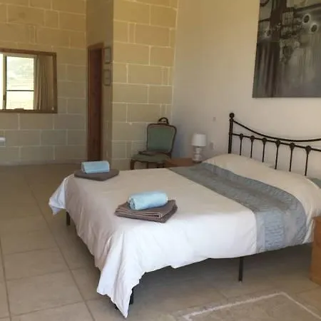 Bed & Breakfast Kings *
